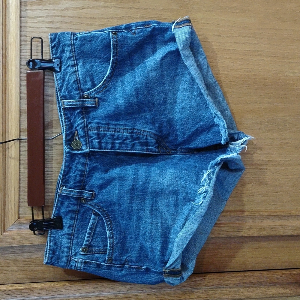 Volcom Brand Jeans Stone Rolled Shorts Size 7 Button Fly Med Wash Womens